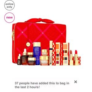 Estée Lauder gift makeup set